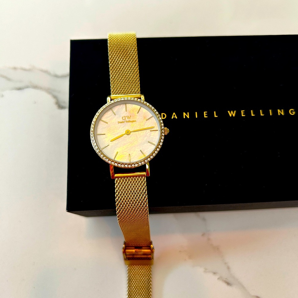 Daniel Wellington -PETITE LUMINE BEZEL EVERGOLD MOP